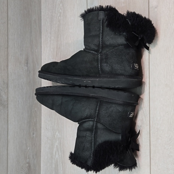 Ugg Australia Women Ankle Bow Leather Sheepskin Boots shoes sz 9 - Picture 8 of 15
